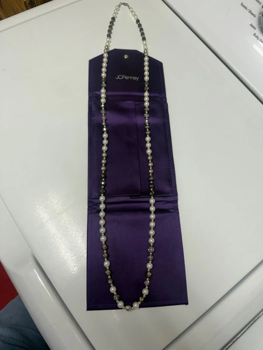 Two-Tone Bead Necklace fashion faux pearls
